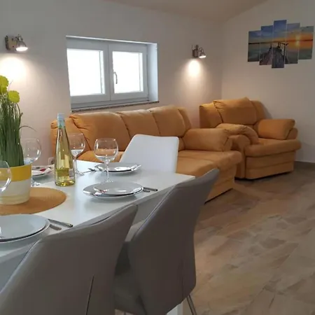 Tomislav - Two Bedroom With Terrace And Sea View *
