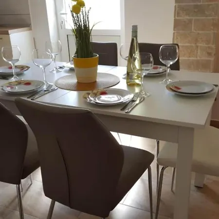 Tomislav - Two Bedroom With Terrace And Sea View Apartment