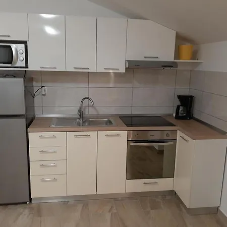 Διαμέρισμα Tomislav - Two Bedroom With Terrace And Sea View