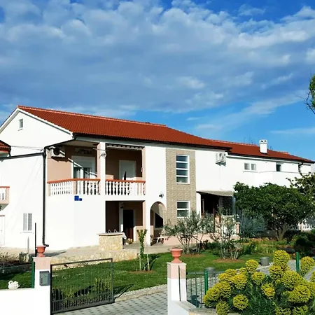 Διαμέρισμα Tomislav - Two Bedroom With Terrace And Sea View Vrsi